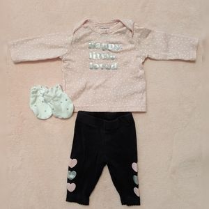 5/$25 Carters Happy Little Loved shirt pants,mitts